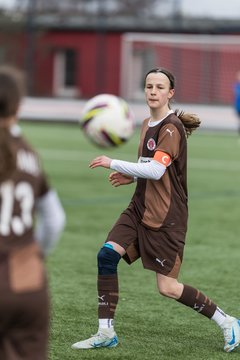 Bild 77 - wBJ FC St. Pauli - Walddoerfer SV : Ergebnis: 3:4